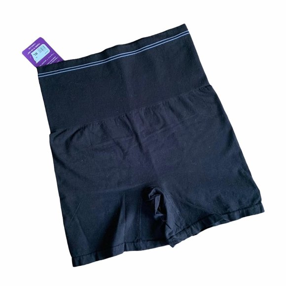 NWT Yummie Shapewear Breathable Shorts - Picture 2 of 5